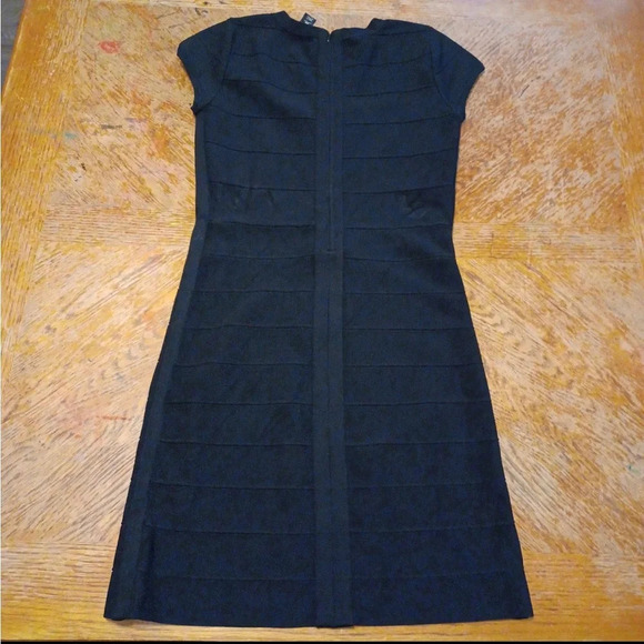 White House Black Market Dresses & Skirts - White House Black Market Black Form Fitting Bodycon Dress Women XS Extra Small